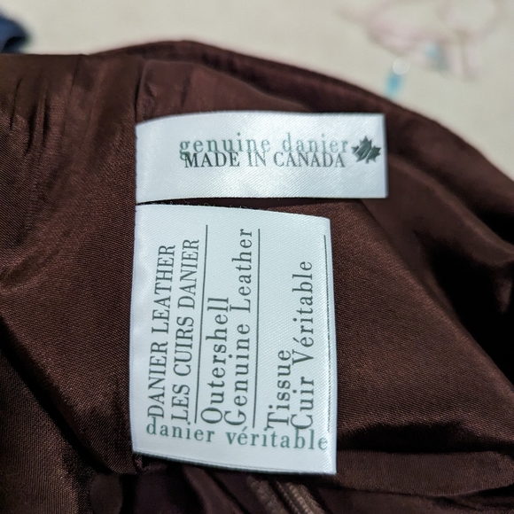 Gorgeous vintage Danier midi suede chocolate brown skirt - Picture 7 of 7